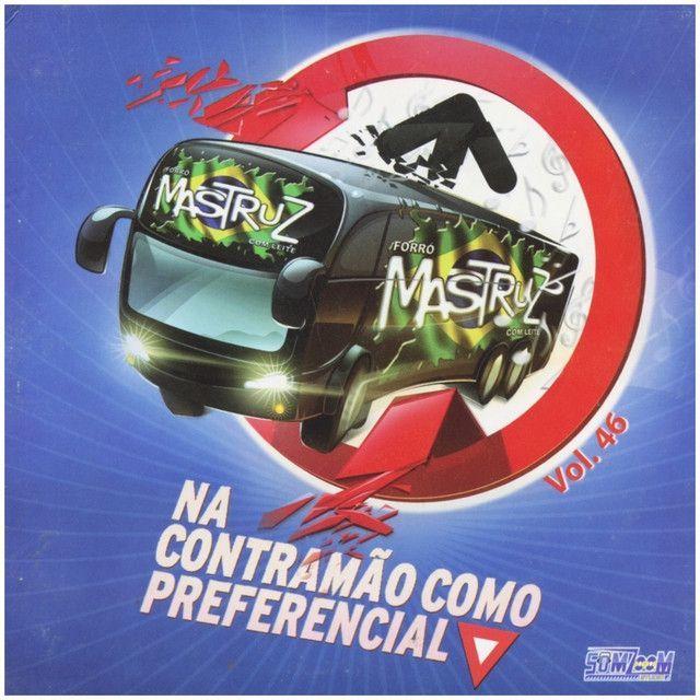 Capa do Álbum "Na Contramão Como Preferencial", de Mastruz Com Leite