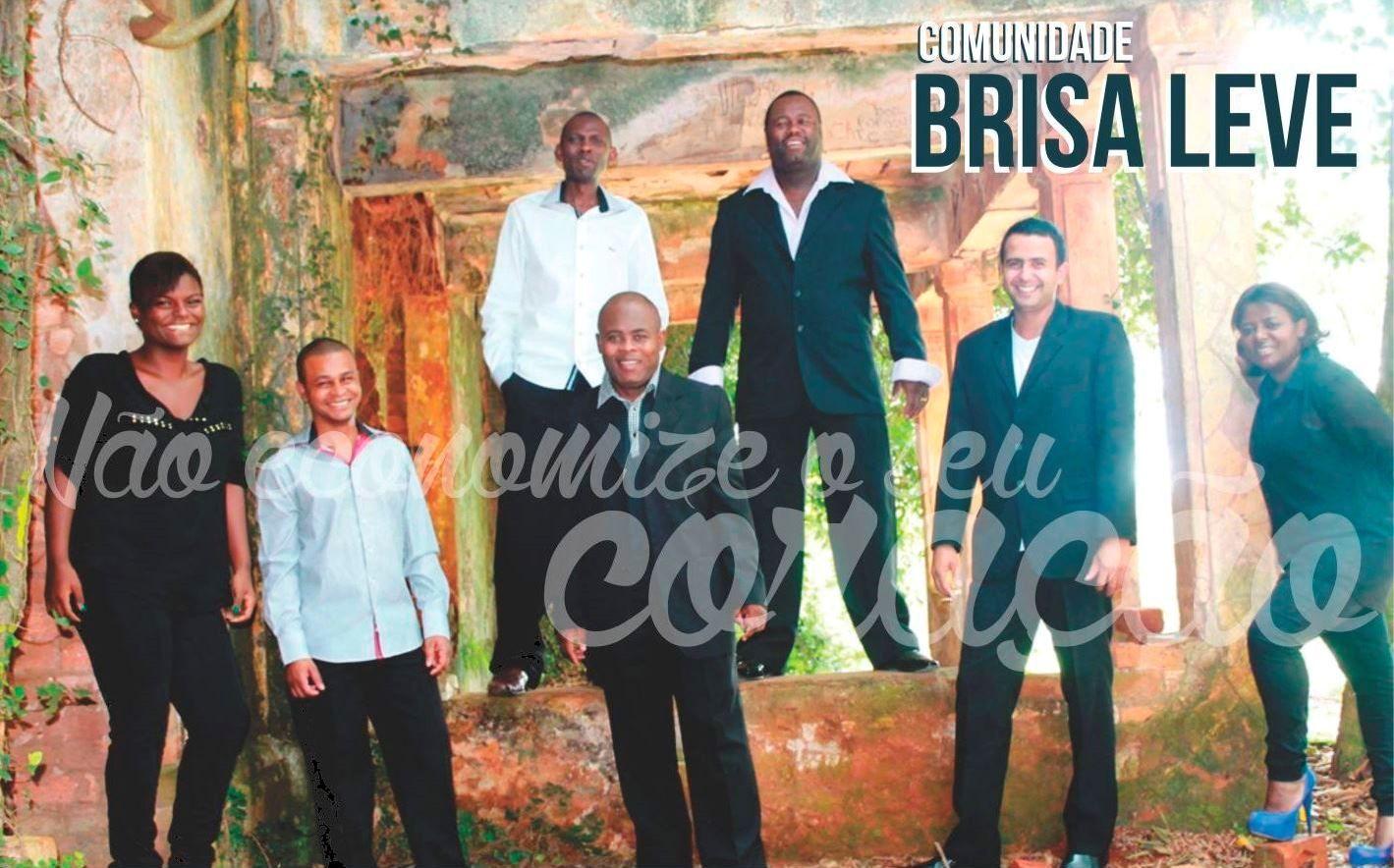 Capa do Álbum "Não Economize o seu Coração", de Brisa Leve