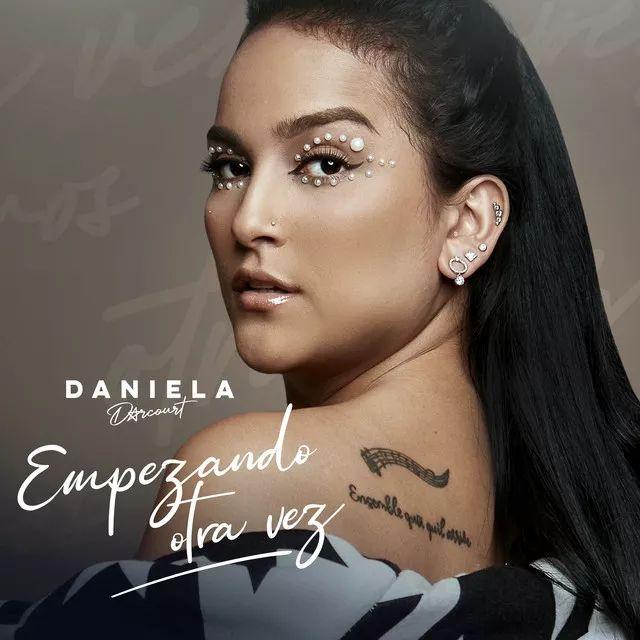 Capa do Álbum "Empezando Otra Vez", de Daniela Darcourt