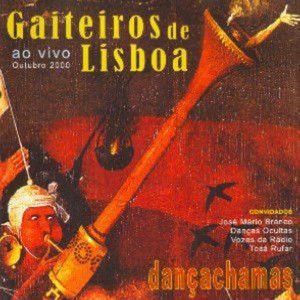 Portada de Álbum "Dançachamas : Ao Vivo Outubro 2000", de Gaiteiros de Lisboa