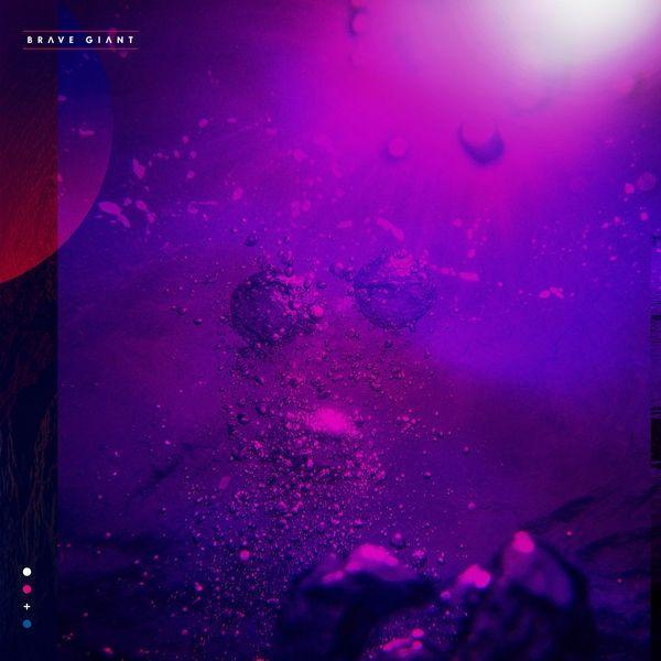 Portada de Álbum "White Pink + Blue", de Brave Giant