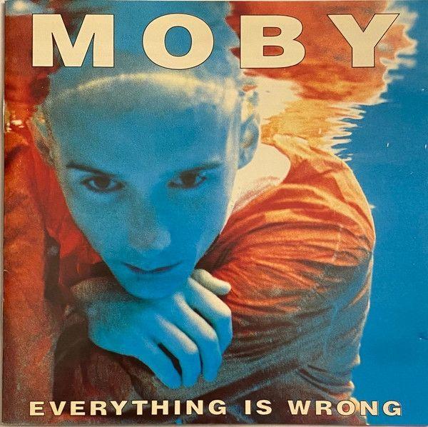 Portada de Álbum "Everything Is Wrong", de Moby