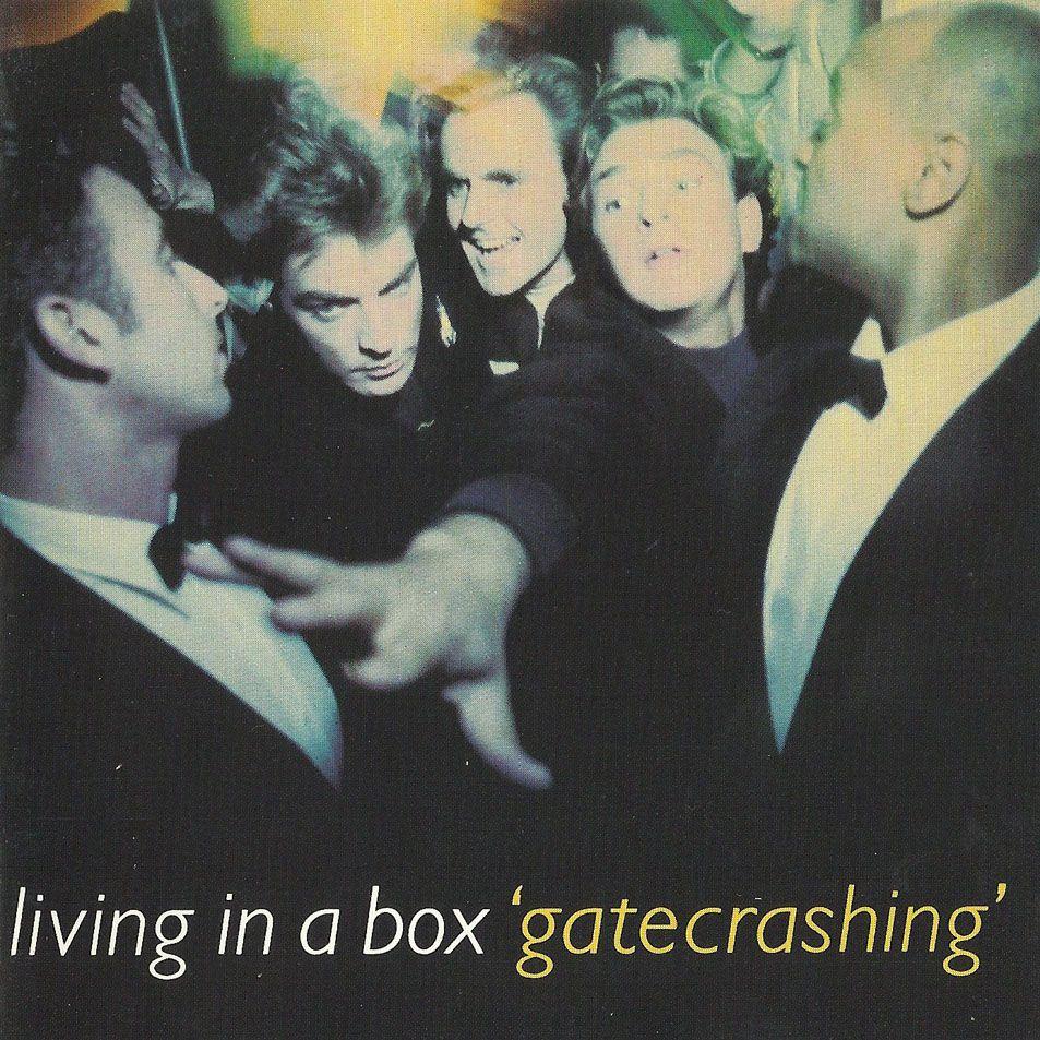Portada de Álbum "Gatecrashing", de Living In A Box