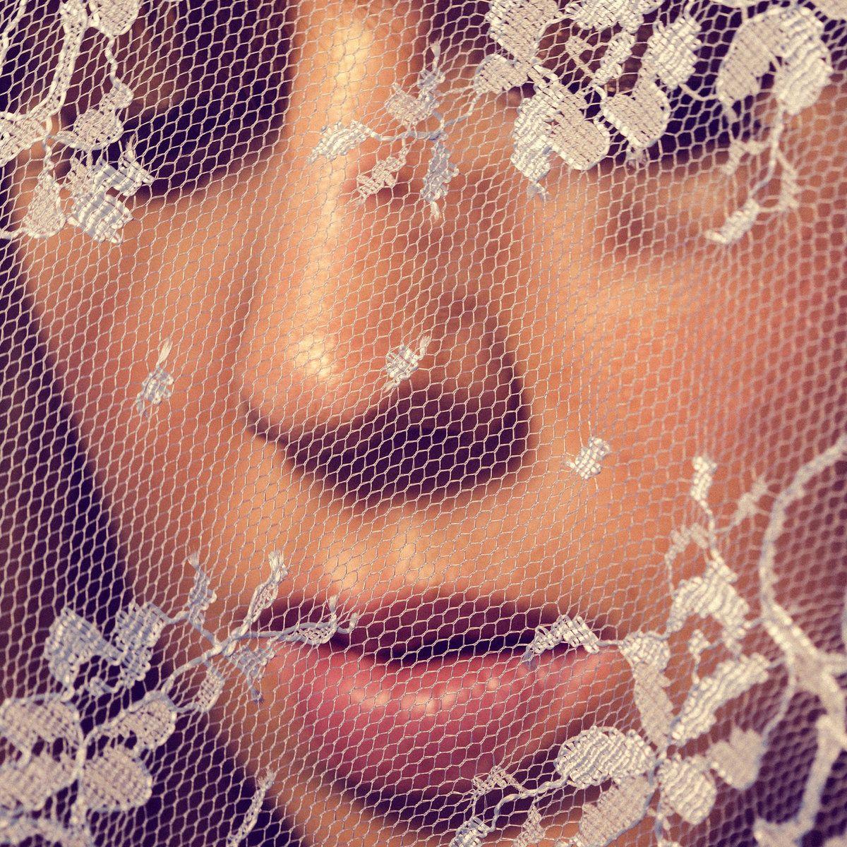 Capa do Álbum "Words I Never Said", de Ella Vos