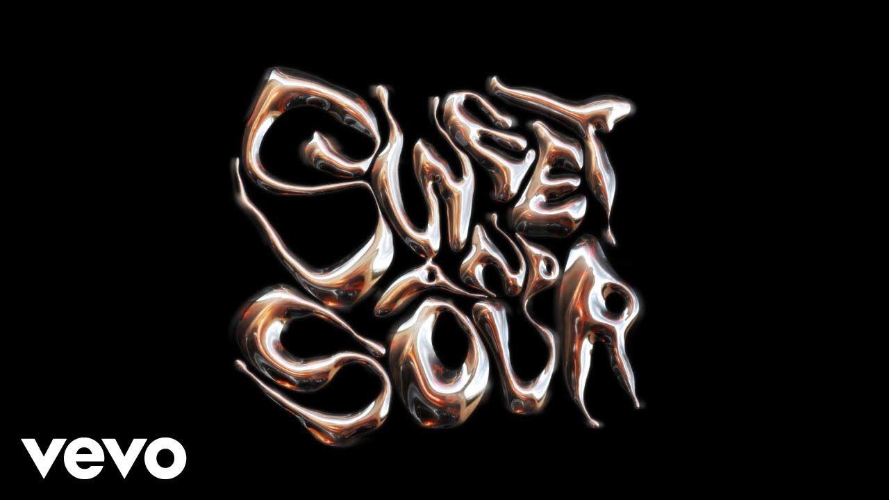 Portada de Sencillo/EP "sweet and sour", de Amelia Moore