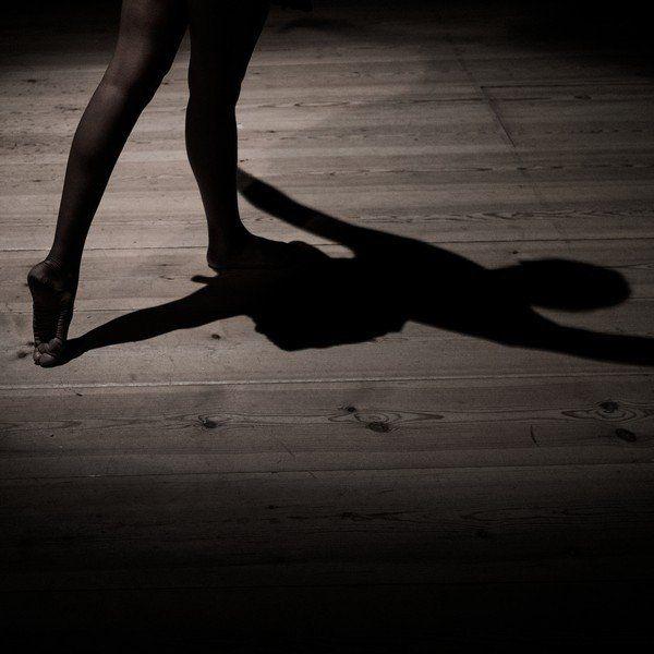 Portada de Álbum "Caterpillar", de Mountains of the Moon