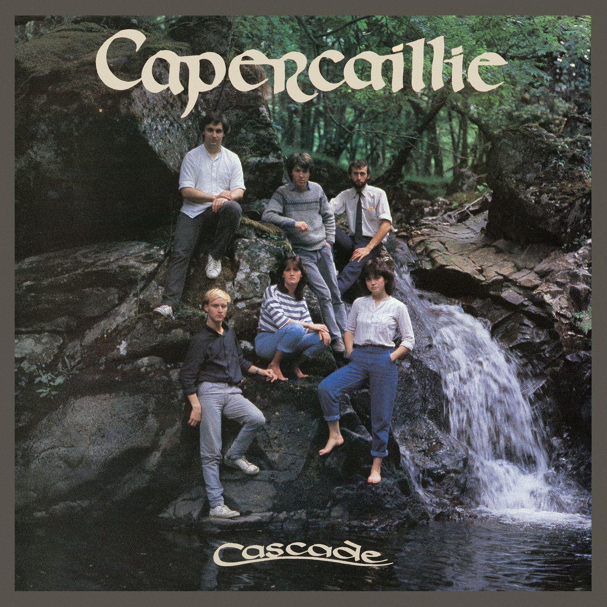 Album cover of "Cascade" by Capercaillie