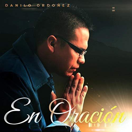 Portada de Álbum "En Oración", de Danilo Ordoñez