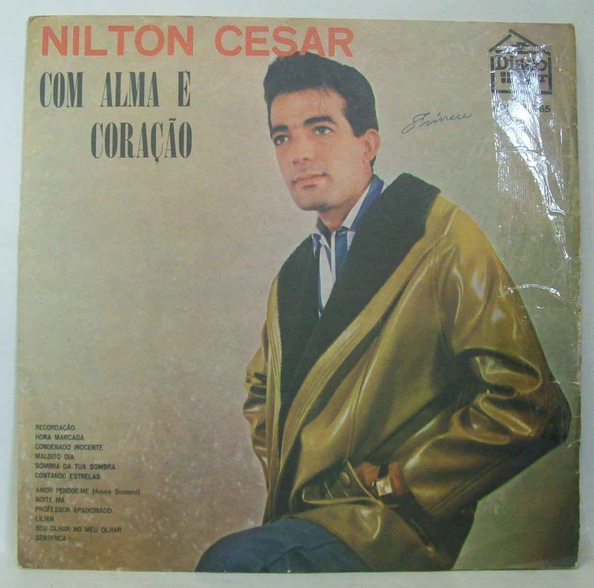 Capa do álbum "Com Alma e Coração", de Nilton César
