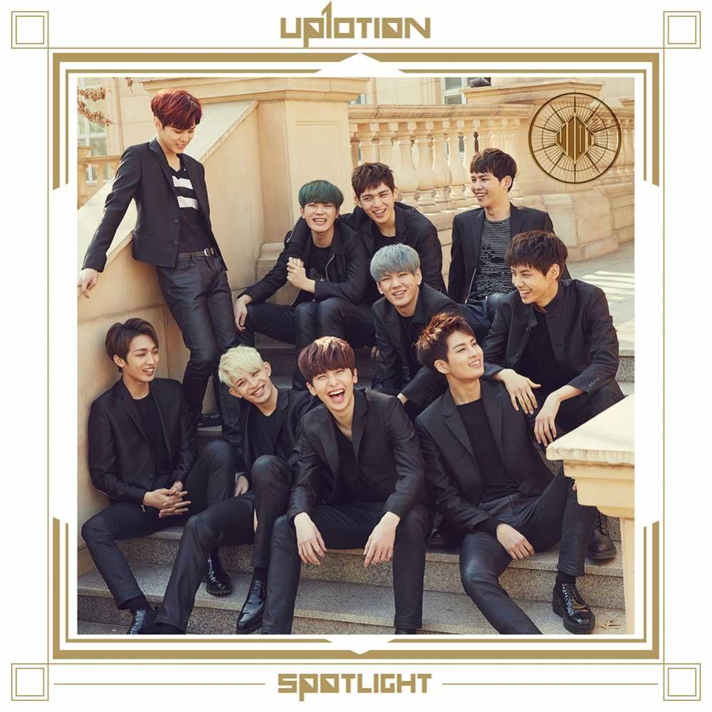 Capa do Álbum "Spotlight", de UP10TION