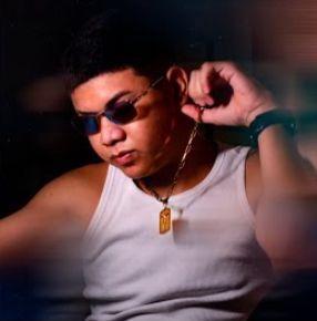 Portada de Sencillo/EP "DESACATO", de Young Warllen