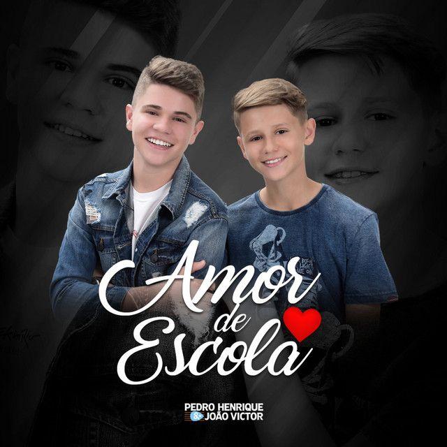 Portada de Sencillo/EP "Amor de Escola", de Pedro Henrique e João Victor