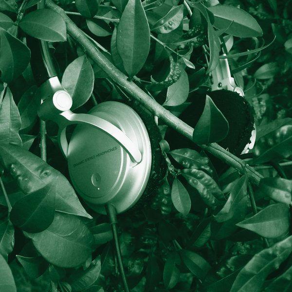 Portada del álbum "Headphone Silence", de Ane Brun