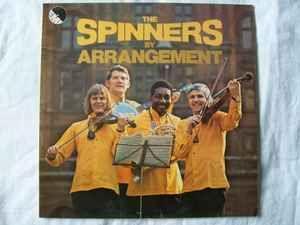 Capa do Álbum "By Arrangement", de The Spinners