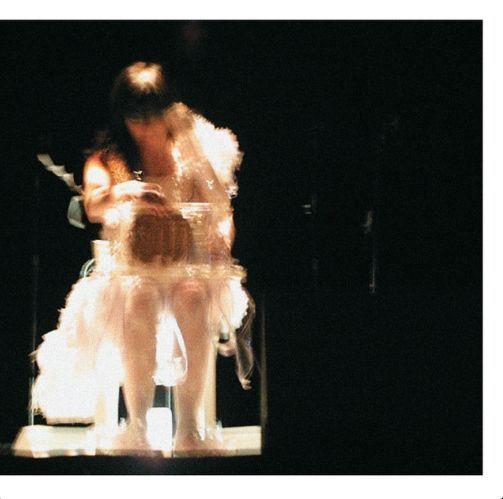 Portada del álbum "Vespertine (Live)", de Björk