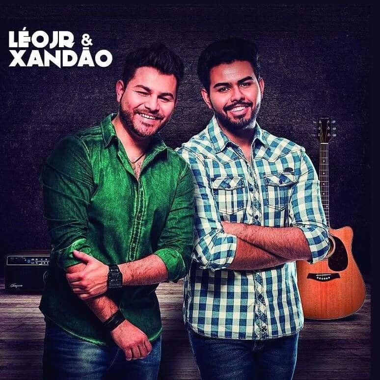 Cover for Album "Estrada" by Léo Jr e Xandão
