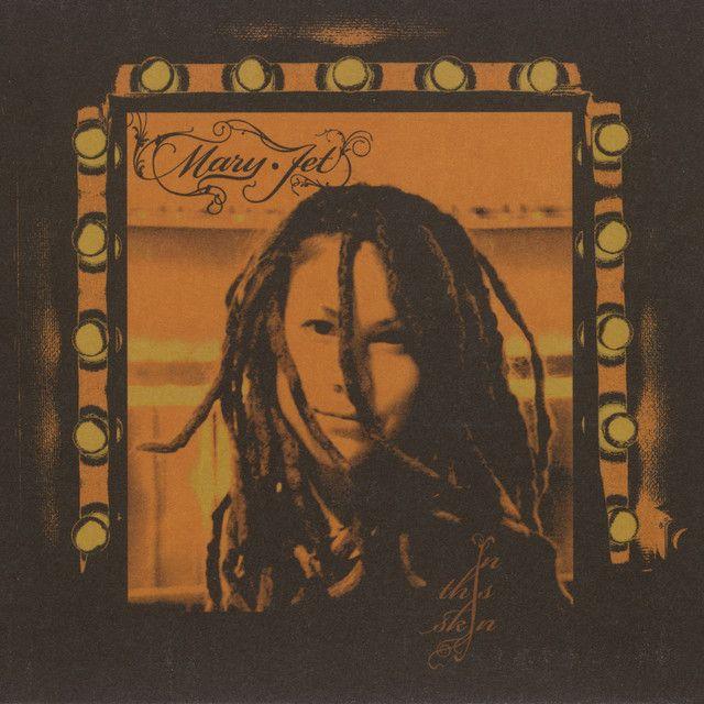 Portada de Álbum "In This Skin ", de Mariette