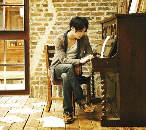 Portada de Álbum "2U", de Yuya Matsushita