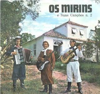 Capa do álbum "E Suas Canções, Vol. 02", de Os Mirins