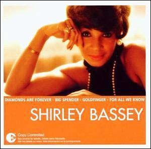Portada de Álbum "The Essential", de Shirley Bassey