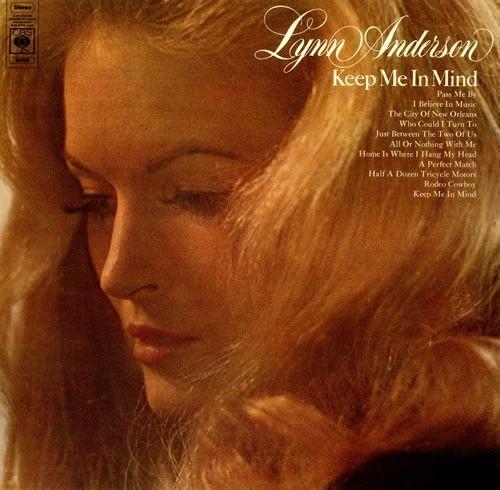 Capa do álbum "Keep Me In Mind", de Lynn Anderson