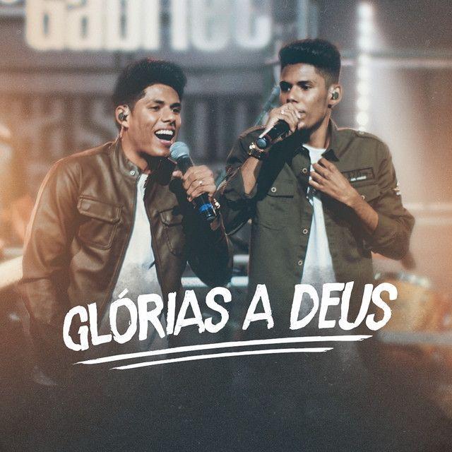 Capa do álbum "Glórias a Deus ", de Lucas Roque e Gabriel
