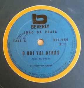 Portada de Sencillo/EP "O Boi Vai Atrás / Meu Cajueiro", de João da Praia