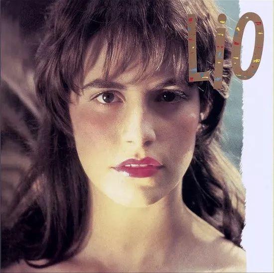 Capa do álbum "Lio", de Lio