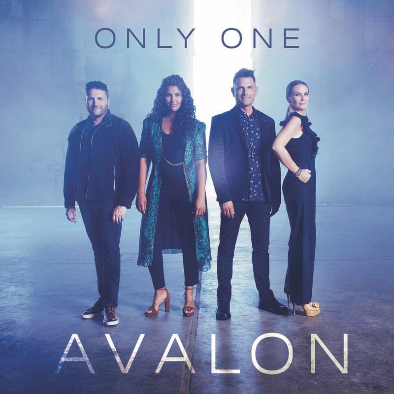 Capa do álbum "Only One", de Avalon