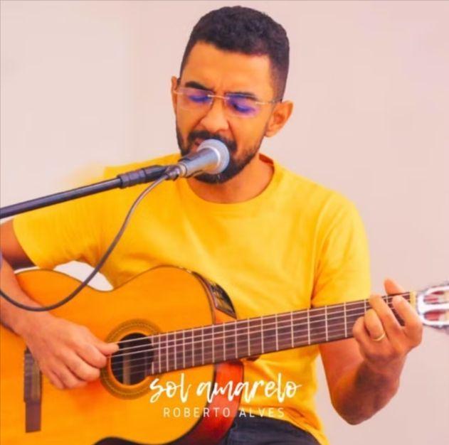 Capa do Single/EP "Sol Amarelo", de Roberto Alves