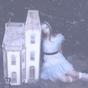 Portada del álbum "Hallucination", de Isabel LaRosa