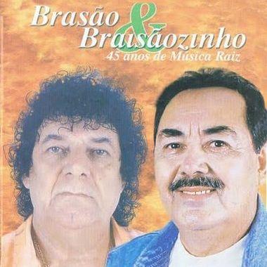 Portada de Álbum "45 Anos de Música Raiz", de Brasão e Brasãozinho