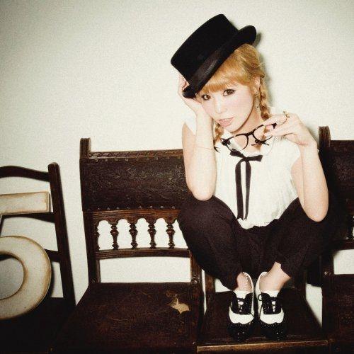 Capa do Álbum "5 Years Collection", de Azu