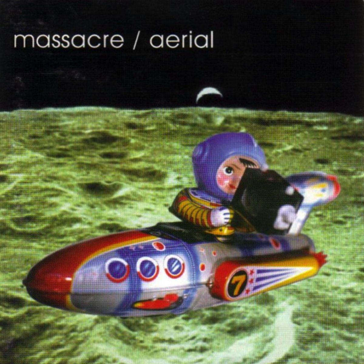 Portada del álbum "Aerial 1998", de Massacre