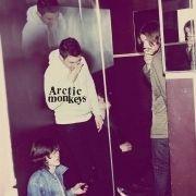 Album cover of "Humbug" by Arctic Monkeys