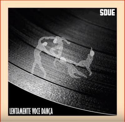 Portada de Sencillo/EP "Lentamente Você Dança", de Santos de Uma Esquina