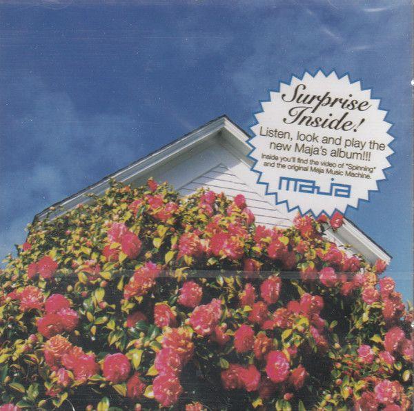 Portada de Álbum "Surprise Inside ", de Maja