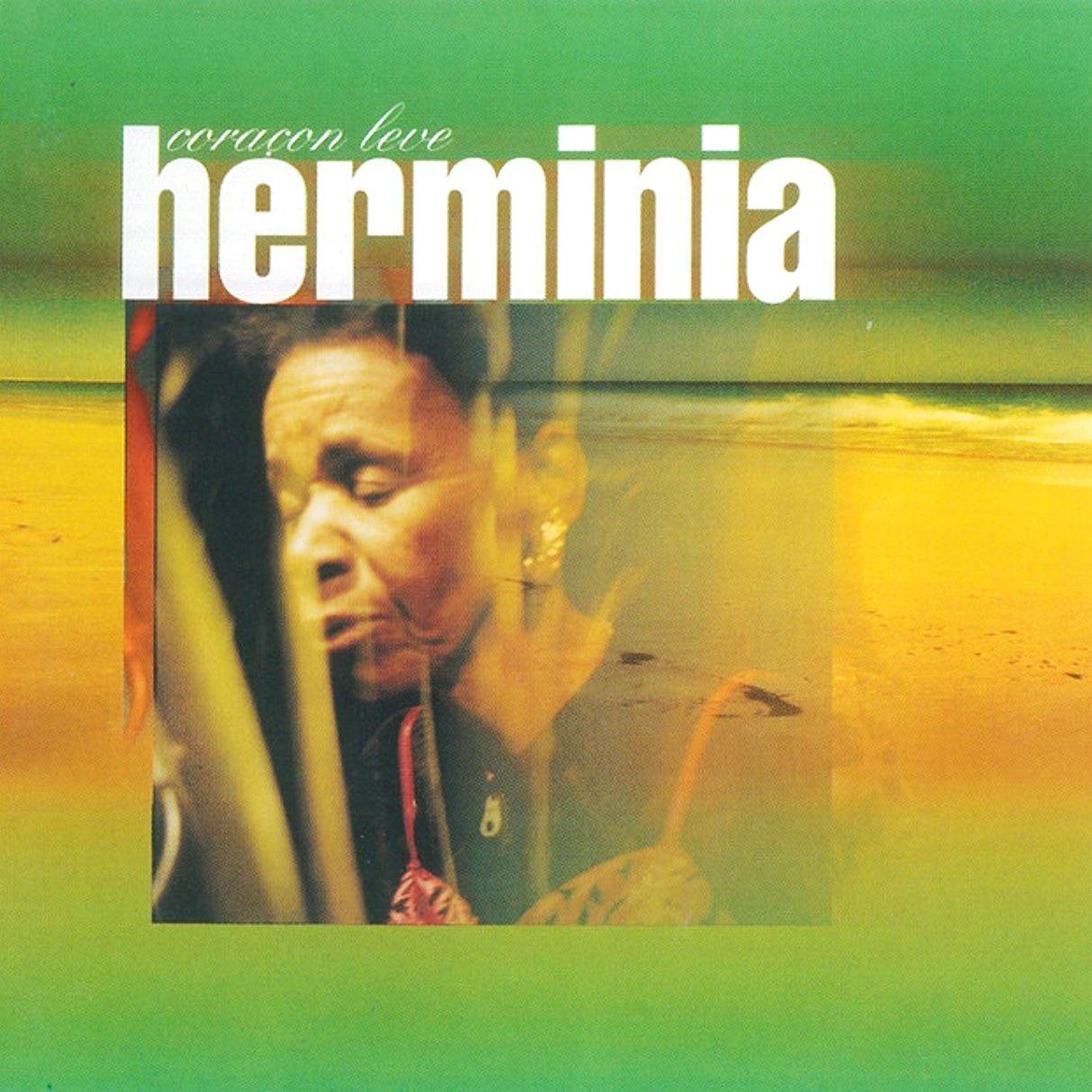 Portada de Álbum "Coraçon Leve", de Hermínia