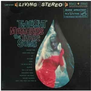 Capa do álbum "Twilight Memories", de The Three Suns