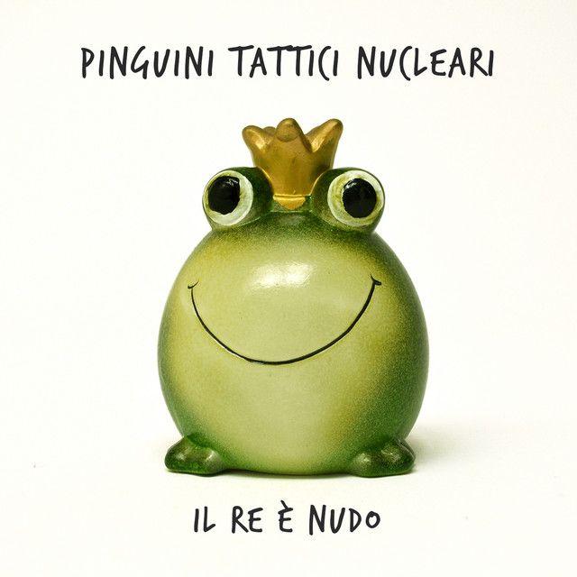 Album cover of "Il Re è Nudo" by Pinguini Tattici Nucleari
