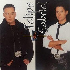 Album cover of "Amor Proibido" by Felipe e Gabriel