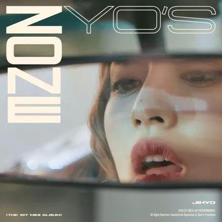 Album cover of "ZONE" by JIHYO (TWICE)