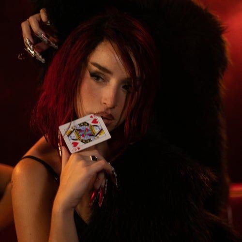 Album cover of "LA REINA" by Lola Indigo