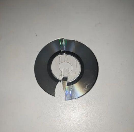 Portada de Sencillo/EP "frágil (part. Void.mp3)", de workerror27