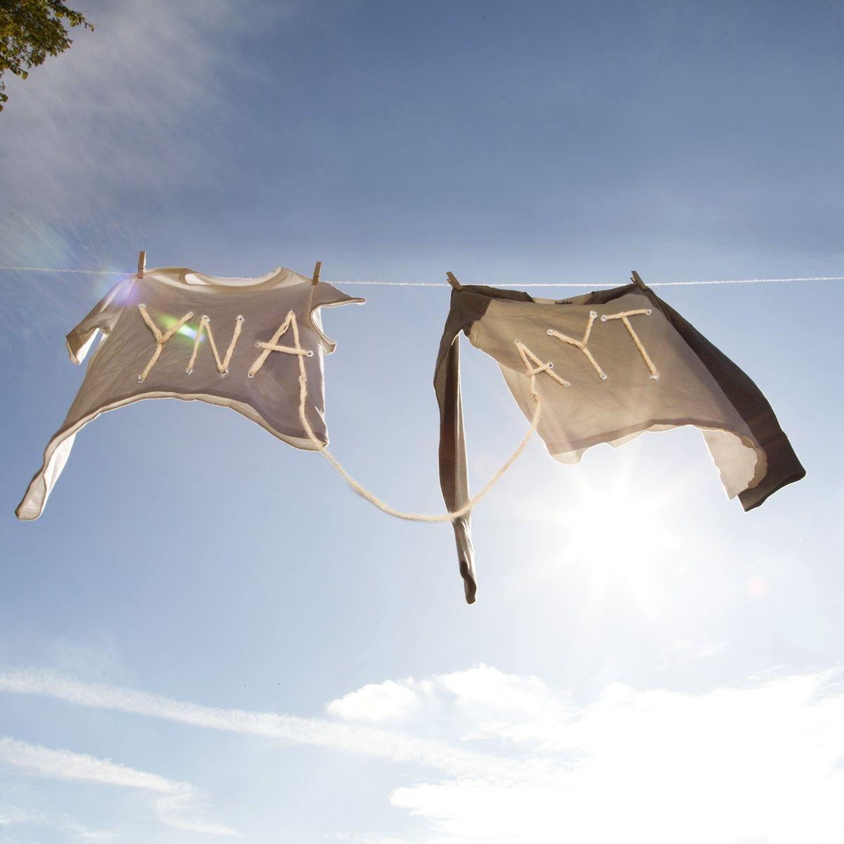 Portada de Álbum "YNAAYT", de Sorority Noise