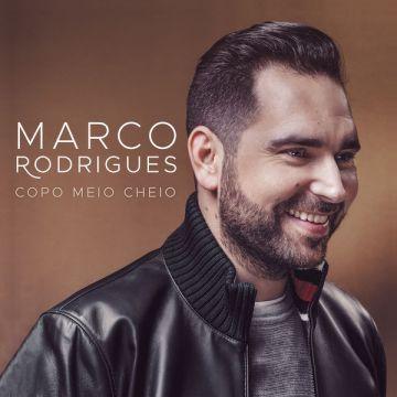 Portada de Álbum "Copo Meio Cheio", de Marco Rodrigues