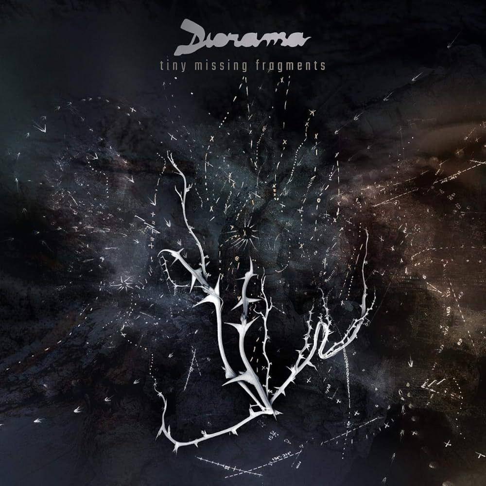 Capa do álbum "Tiny Missing Fragments", de Diorama