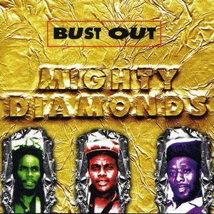 Portada de Álbum "Bust Out ", de Mighty Diamonds