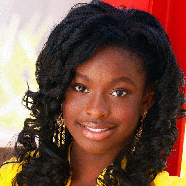 Portada del álbum "Stand Up", de Coco Jones