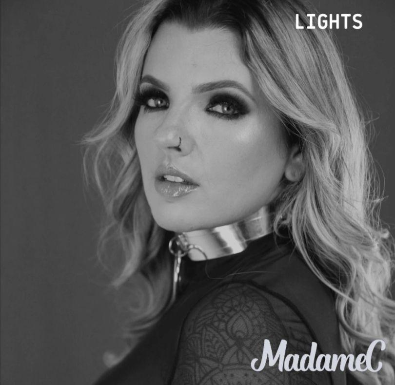 Portada de Sencillo/EP "Lights", de MadameC
